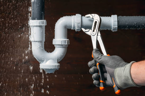 Professional Leak Detection technician working in Emerson, NJ
